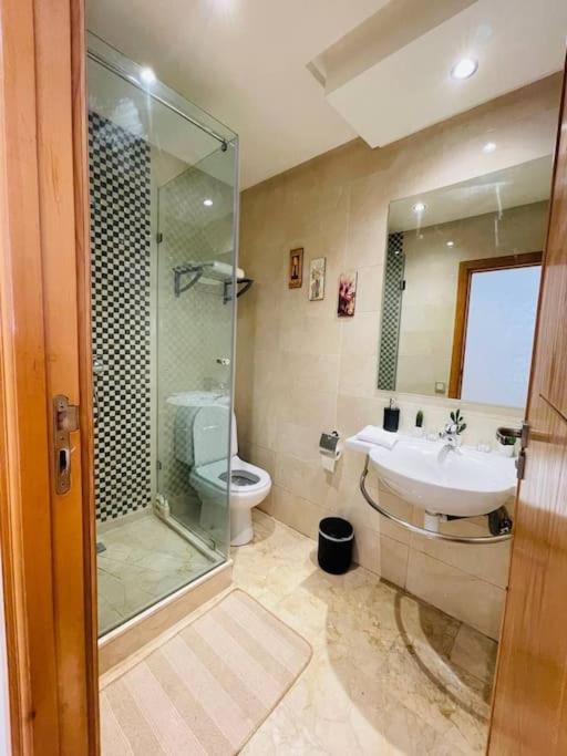 A 2 Minutes De Casa Finance City, Appartement Avec 2 Chambres Casablanca Exteriör bild