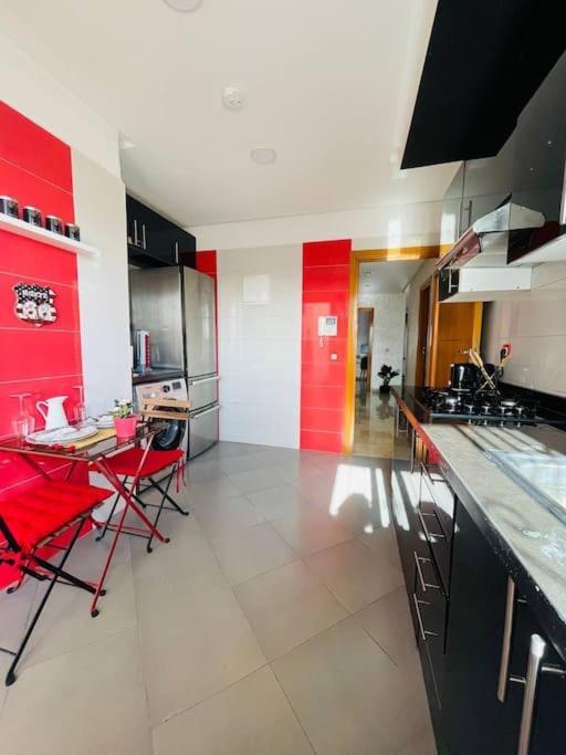 A 2 Minutes De Casa Finance City, Appartement Avec 2 Chambres Casablanca Exteriör bild